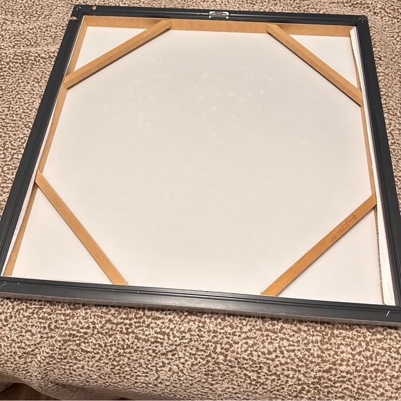 Floral Canvas acrylic Art with White Hydrangeas. ORIGINAL and SIGNED. 32”x32”.. - Picture 6 of 8